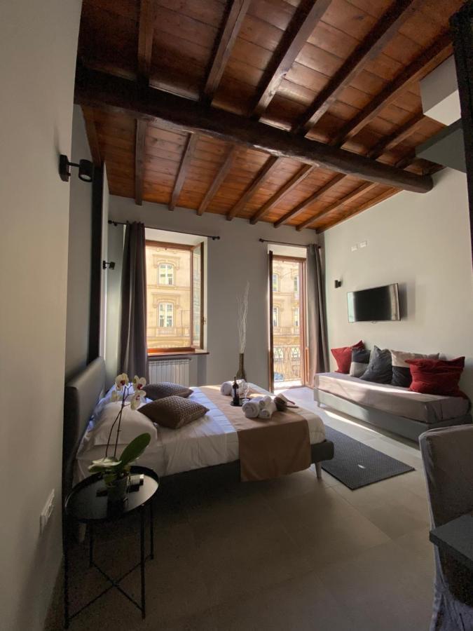Soha Piazza Di Spagna Boutique โรม ภายนอก รูปภาพ