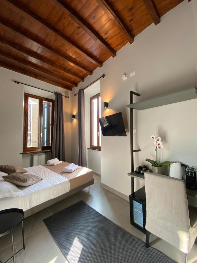 Soha Piazza Di Spagna Boutique โรม ภายนอก รูปภาพ