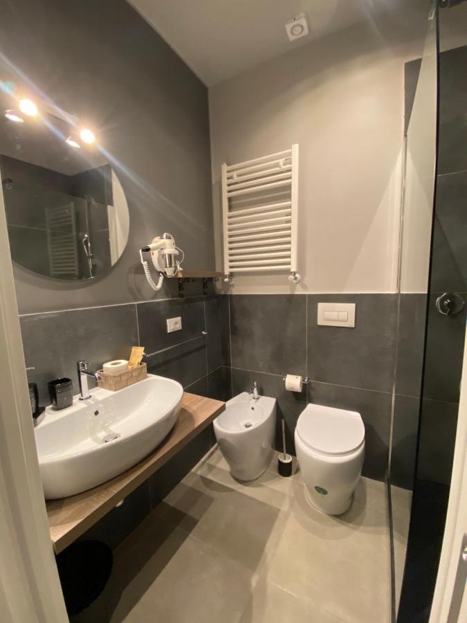 Soha Piazza Di Spagna Boutique โรม ภายนอก รูปภาพ