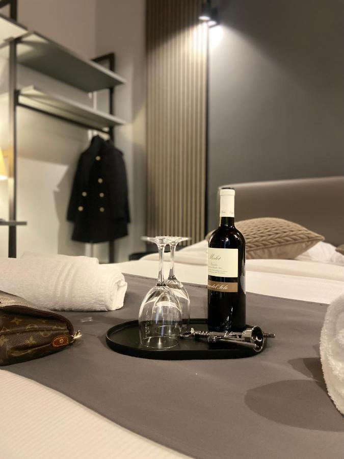 Soha Piazza Di Spagna Boutique โรม ภายนอก รูปภาพ